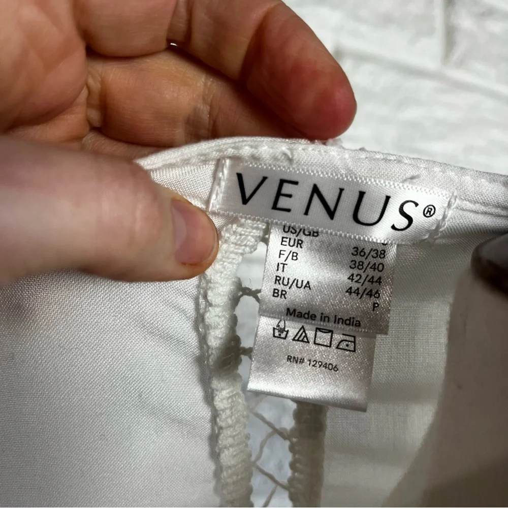 VENUS brand women
